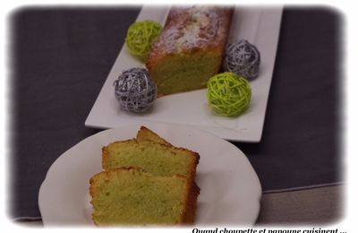 CAKE A LA PÂTE DE PISTACHE ET PUREE NOIX DE COCO