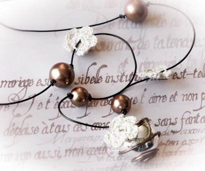 Bola de grossesse... ou "appeleur d'ange"...