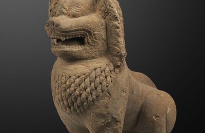 Lion d’échiffre, Art Khmer, ca 12°-13°siècles