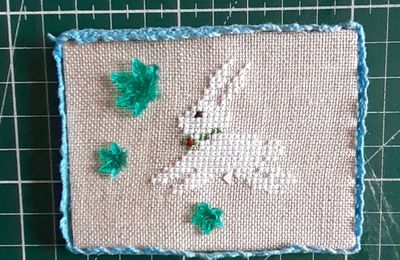 Deux broderies de Pâques