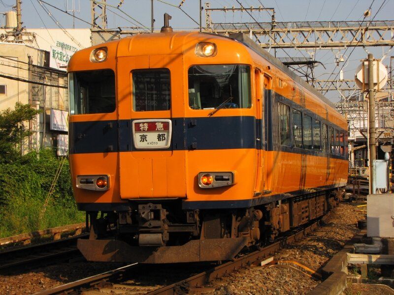 近鉄12410系 Kyôto line, Yamato-Saidaiji.