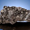 Manganite specimen tops $1.3 million Nature & Science Auction at Heritage Auctions