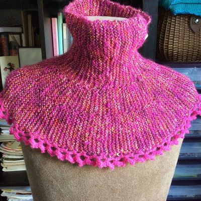 TOUR DE COU ET COUVRE EPAULE