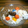 Glace au cacahuètes enrobées de chocolat(style M&M's)