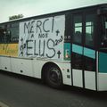 Bus à Agde : Concert de klaxon des bus de Keolis au Centre d'Agde...