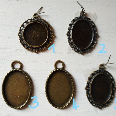 médaillons en laiton