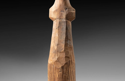 A wood figure of a man, Chu Kingdom, Warring States (480-221 BC)