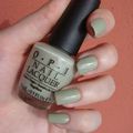 Nail art avec "Stranger tides" de O.P.I