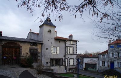 pigeonnier à Maringues (63 )