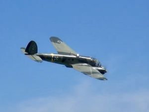 Le bombardier allemand bimoteur Heinkel 111 de la seconde guerre mondiale.