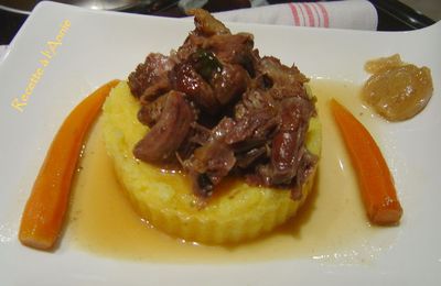 Effilochée de queue de boeuf sur lit de polenta