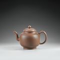 Théière en grès Yixing, Dynastie Qing, Époque Qianlong (1736-1795)