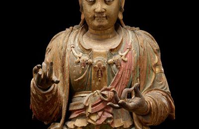 Seated Avalokiteshvara Bodhisattva (Guanyin), China, late 11th-early 12th century