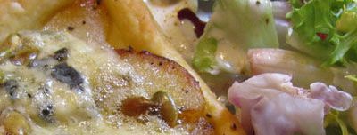 Tartelettes aux poires, au bleu et au paprika