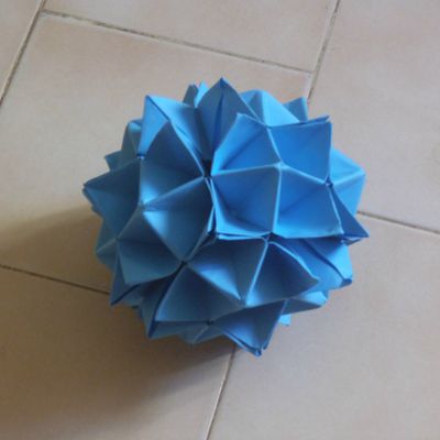 Origami: Boule à pointes