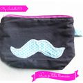 La p'tite trousse grise avec une moustache ......