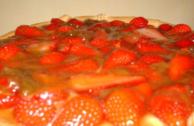Tarte aux fraises et à la rhubarbe inspirée de celle de ma maman