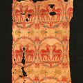 Samitum-woven silk with confronted deer in medallions, Central Asia, 7th-8th century