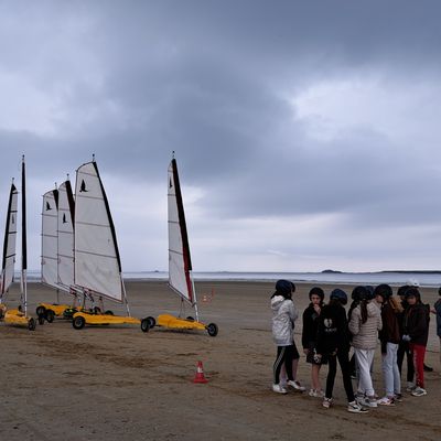 CHAR ... sans vent mais gros nuages!!!