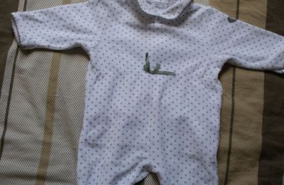 Pyjama Obaïbi Fille - 1 mois : 3€