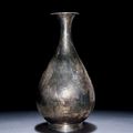 A plain silver pear-shaped vase, yuhuchunping, Song dynasty (960-1279)
