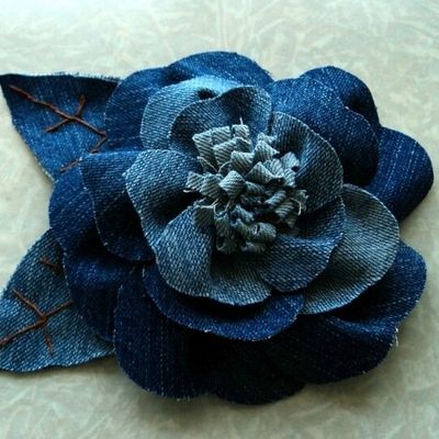 Confectionner une fleur en jean