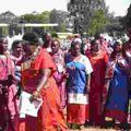 Femmes kenyanes en grève du sexe: comment inciter les maris à faire l'amour plutôt que la guerre. Une initiative pacifique!