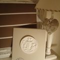 PLAQUE DECORATIVE BEIGE & BLANC