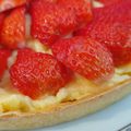 C'est la saison des fraises, alors une petite tarte pour commencer !