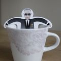 Mais que fait Karl Lagerfeld dans ma tasse ?
