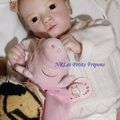 ASHLEY du Kit Realborn Ashley Awake de Bountiful Baby