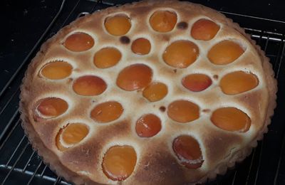 TARTE ABRICOTS AU LAIT D'AMANDES