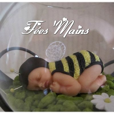 Ma petite "Maïa" dans sa boule