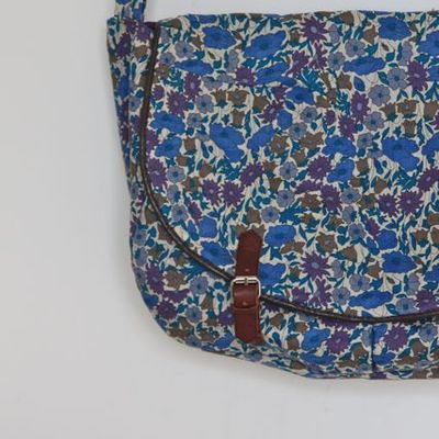 Pour Mélanie.... la besace en liberty 