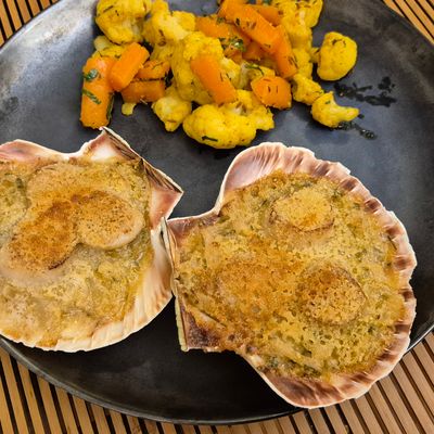 Coquilles Saint-Jacques à la bretonne