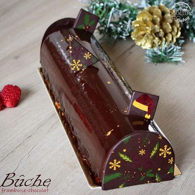 Bûche framboise - chocolat