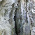 Forêt de la Sainte Baume. Grotte aux oeufs.