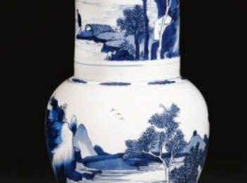 A blue and white 'landscape' Yenyen vase.  Qing dynasty, Kangxi period