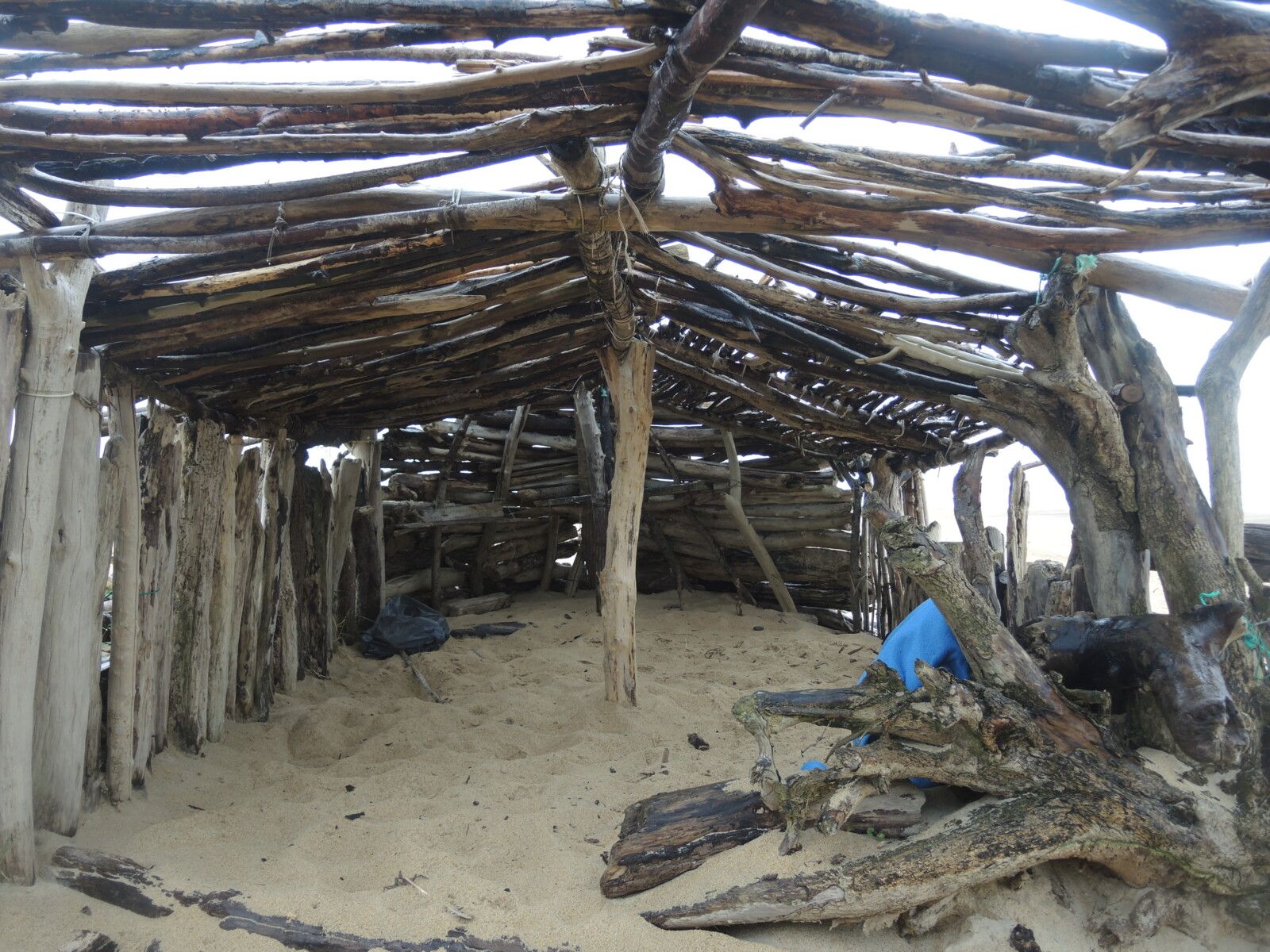 Tarnos, plage du métro, villa en bois flotté, intérieur, mars 2025 (40)