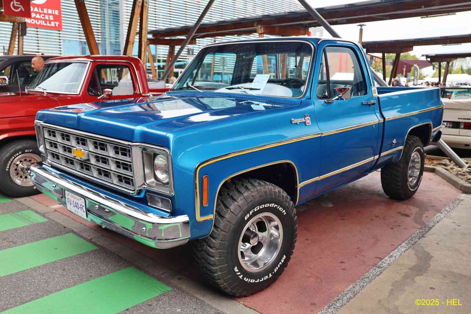Chevrolet Cheyenne 10 pickup_02 - 1976 [USA] HL_GF