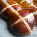 Hot cross buns (petites brioches de Pâques)