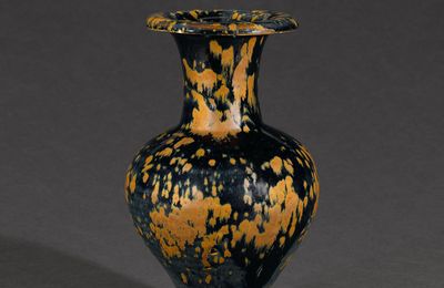 A superb and rare Cizhou russet-splashed black-glazed 'partridge feather' vase, Northern Song dynasty