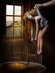 Miss en Cage