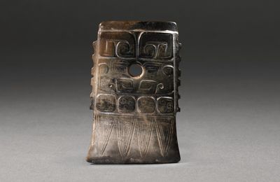 Qi (notched axe) with Animal-mask Design, Shang dynasty (16th-11th century BCE)