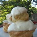 Religieuses aux fruits de la passion et au chocolat blanc