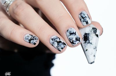 Quand le Nail Art s'inspire des minéraux