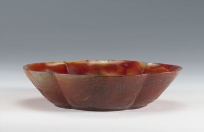 Begonia-shaped Plate with Phoenix Design, Tang dynasty (618-907)