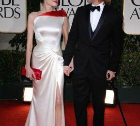 Golden Globes: Le couple brangelina enflamme le tapis rouge! 