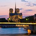 NOTRE DAME DE PARIS...