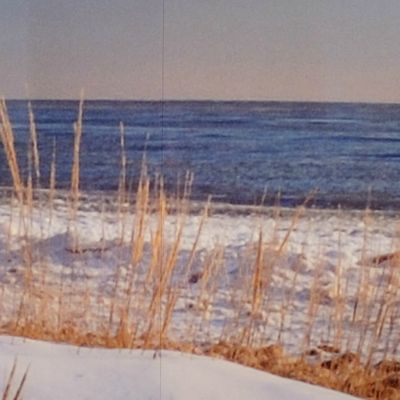 SOUS LE SOLEIL EXACTEMENT. PAS N IMPORTE OU...